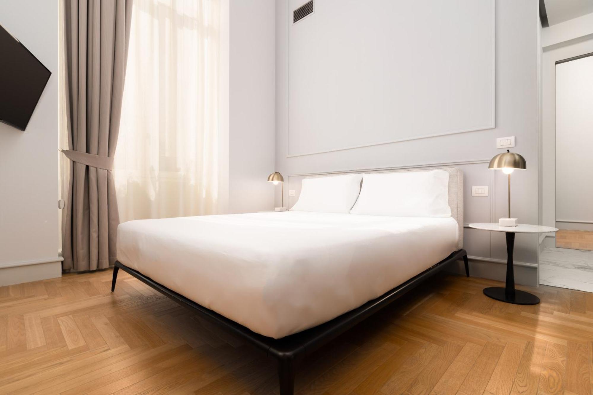 Limehome Lecce Palazzo Bn Δωμάτιο φωτογραφία