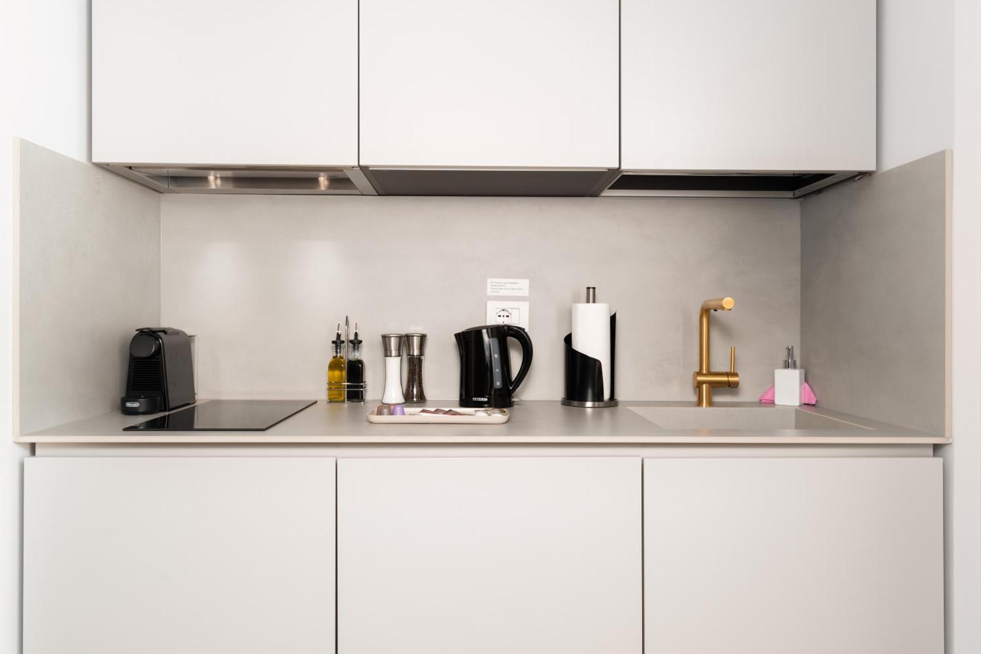 Limehome Lecce Palazzo Bn Δωμάτιο φωτογραφία